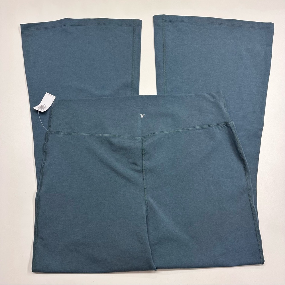 Old Navy Active Powerchill High Rise Crossover Super Flare Pants Jade Shadow XXL - Picture 3 of 8